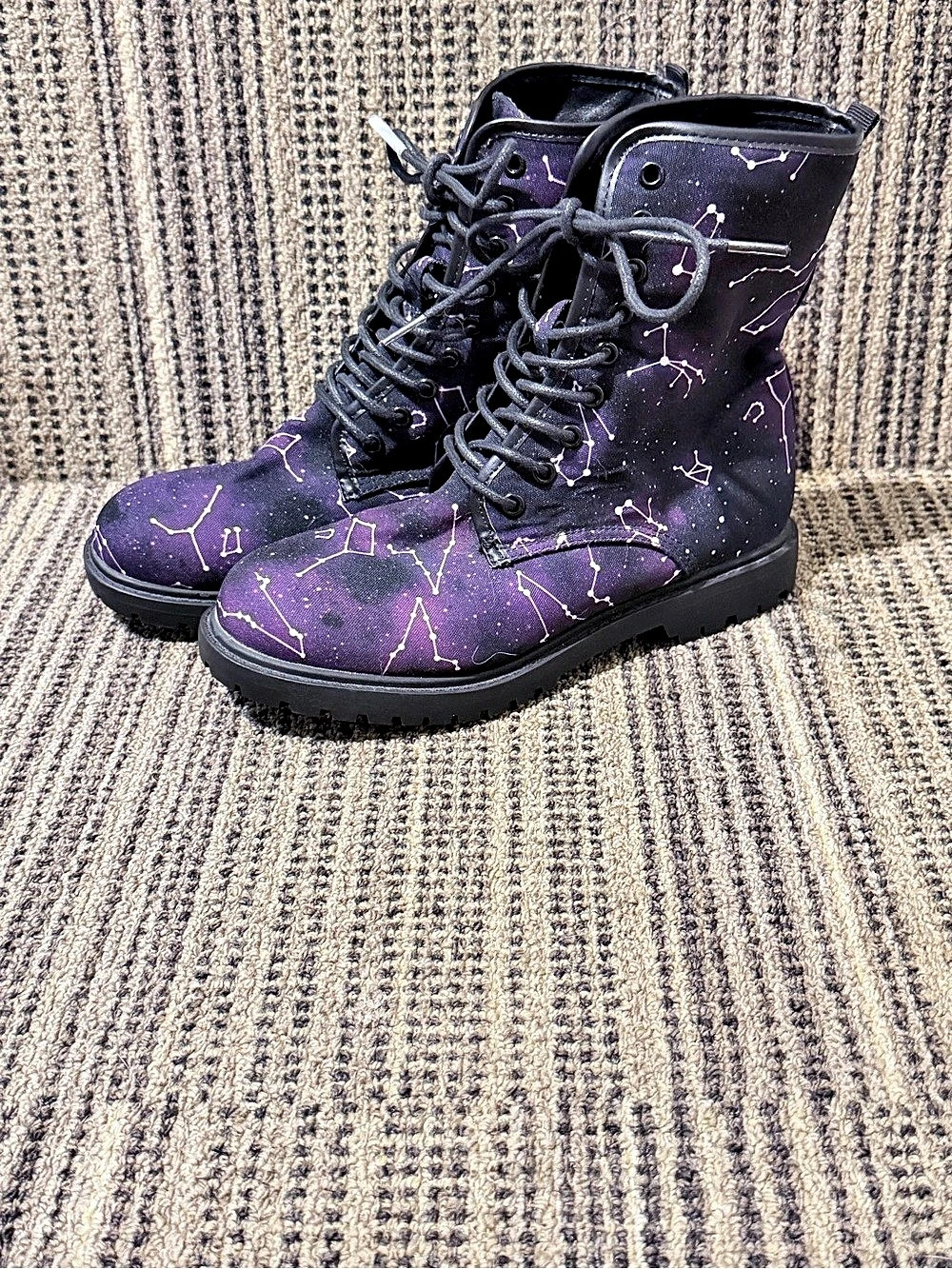Hot topic kids Purple Constellation Combat Boots Like New sz 6